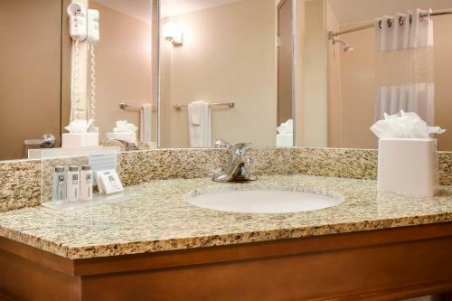 Hotel Quality Inn St. Louis Northwest I-270