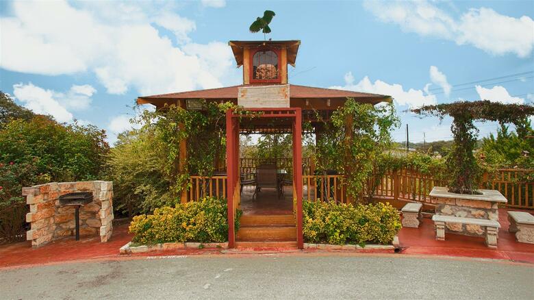 Hotel Best Western Plus Blanco Luxury Inn And Suites