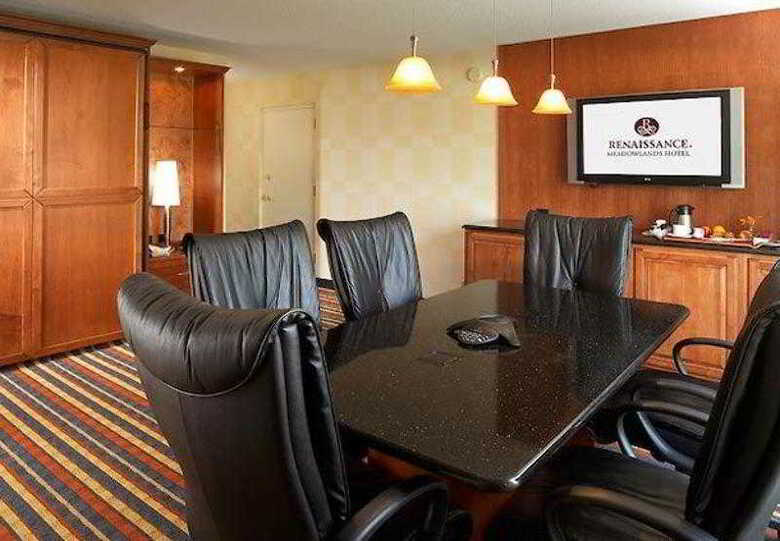 Renaissance Meadowlands Hotel