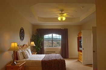 Hotel Tanglewood Resort And Conference Center