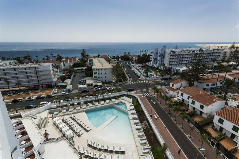 Hotel Caser�o