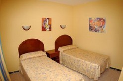 Apartamentos Omar (.)