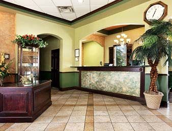 Motel Sun City Center Inn