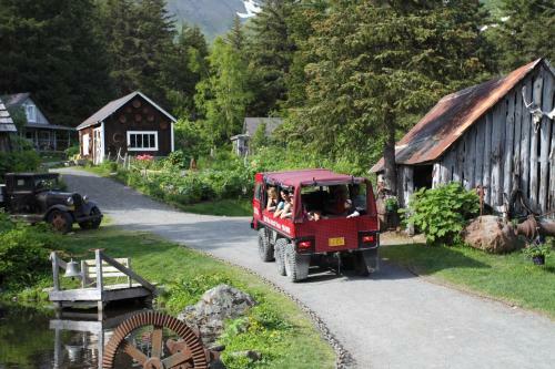 Alyeska Hideaway