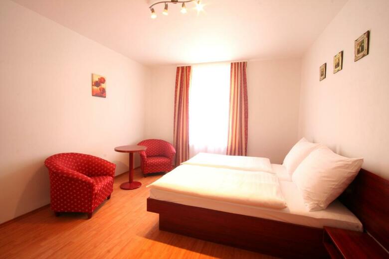 Aparthotel Susa