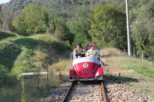 Camping Les Berges Du Doux