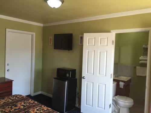 Budget Zzzz Motel