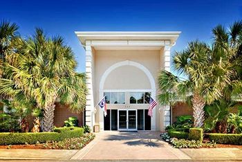 Hotel Sea Trail Golf Resort & Convention Center