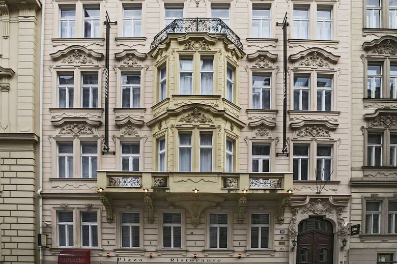 La Ballerina Hotel