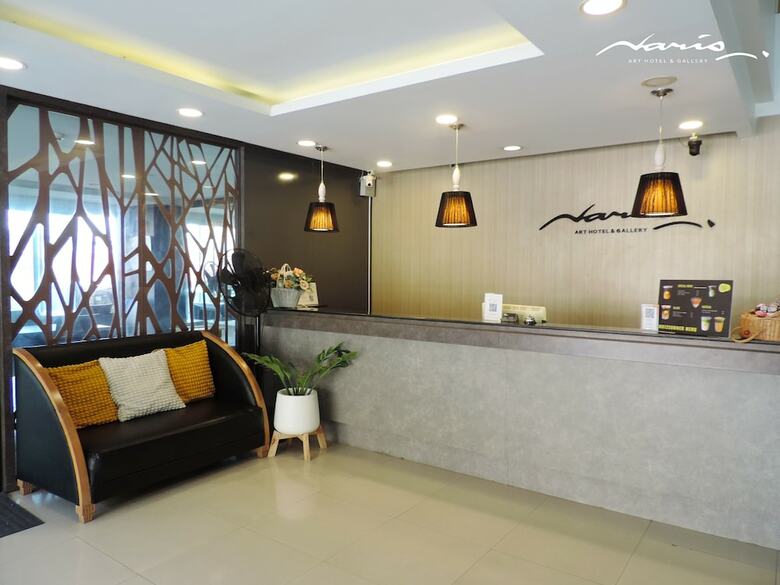 Naris Art Hotel