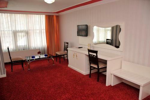 Grand Midyat Hotel