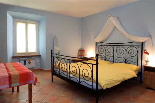 Annie's Bed & Breakfast