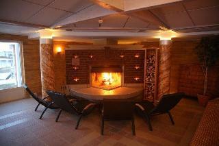 Grand Arctic Hotel