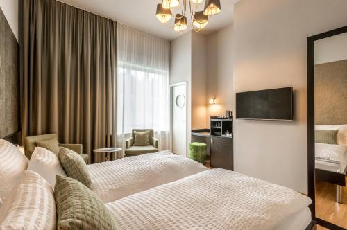 Tourist Hotel