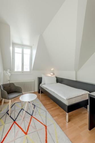 Tourist Hotel