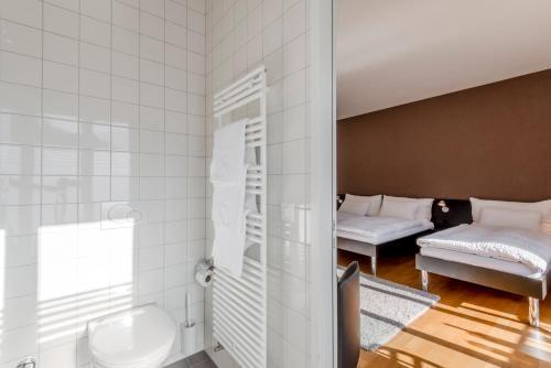 Tourist Hotel