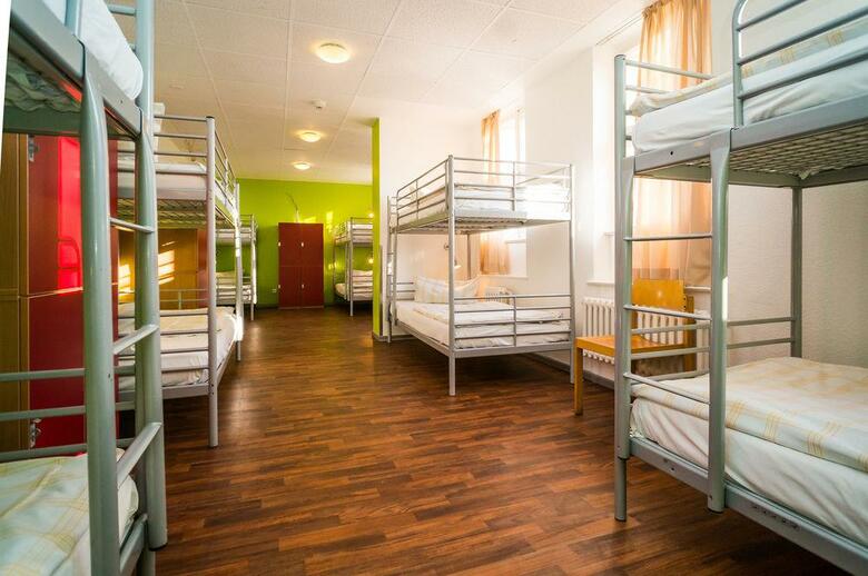 Apartamentos Amstel House Hostel