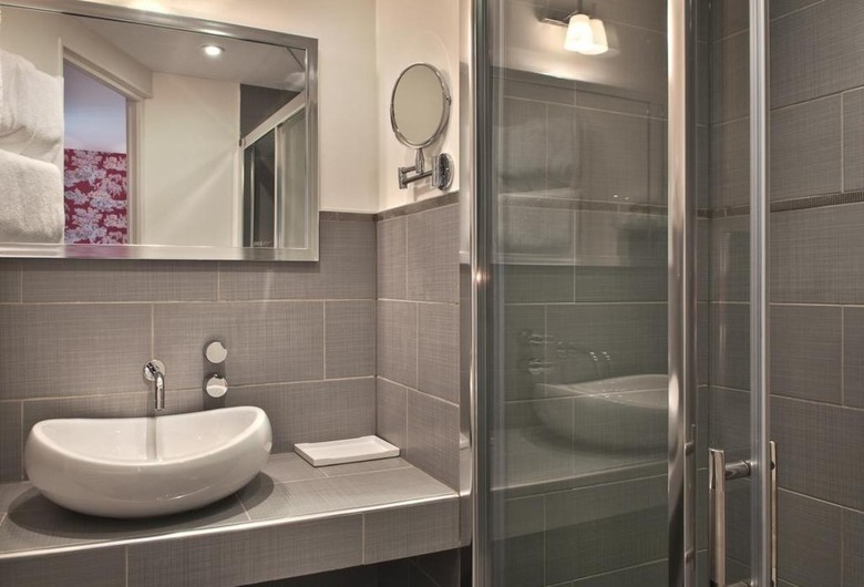 Hotel B Square
