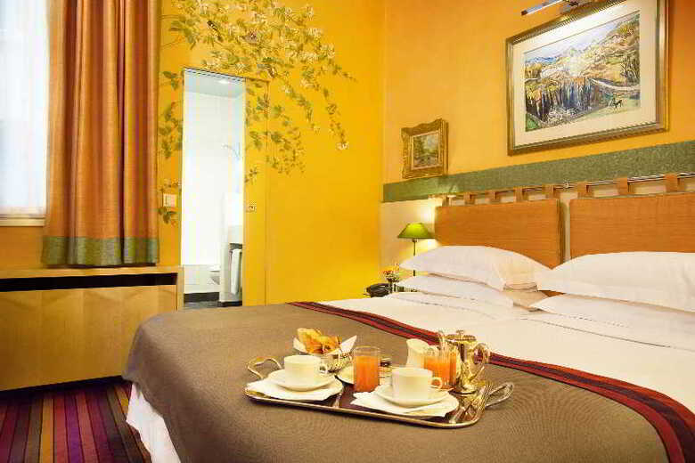 Hotel Cambon