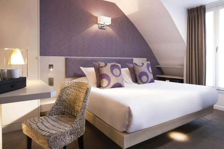 Hotel Jacques De Molay