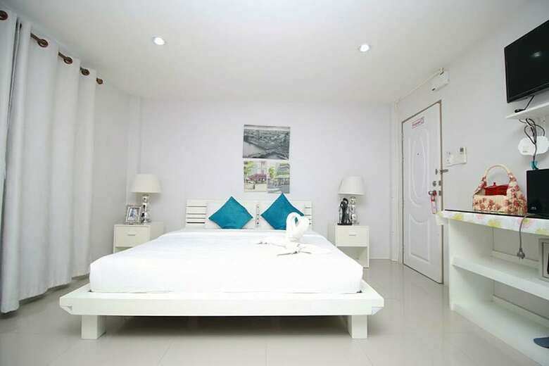 Chic Hotel Suratthani