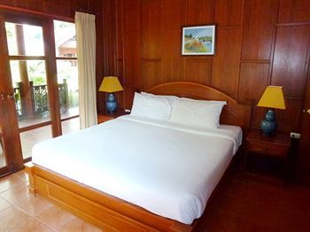 Baan Laem Noi Villa's
