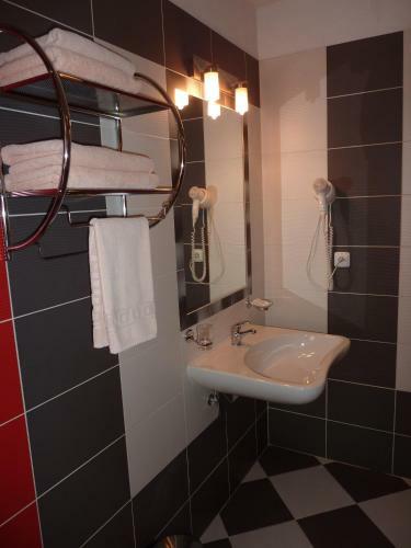 Hotel & Restaurant Na Fry?t�tsk�