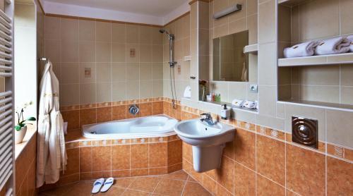 Hostal Residence Arx