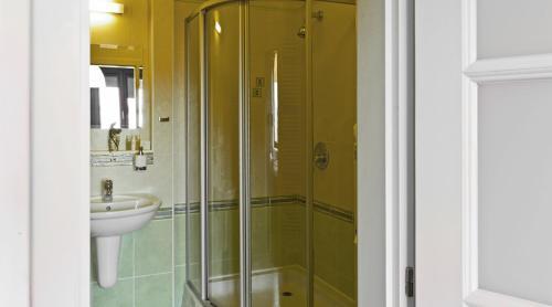Hostal Residence Arx