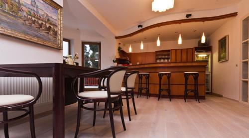 Hostal Residence Arx