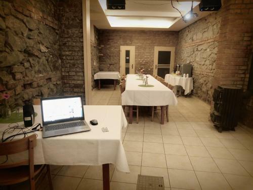 Hostal Penzion Green Star