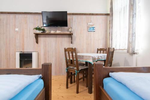 Hostal Chalupa 246