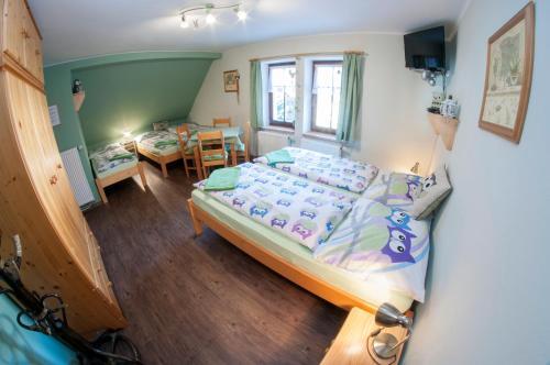 Hostal Chalupa 246
