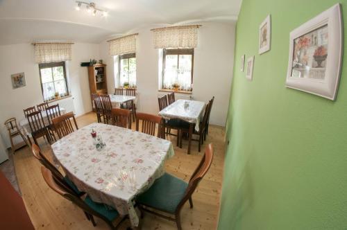 Hostal Chalupa 246