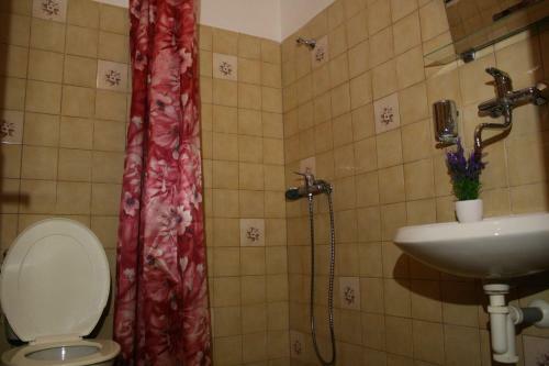 Motel Na Kov�rn?