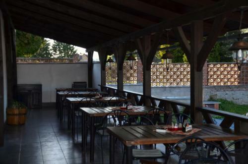Motel Na Kov�rn?