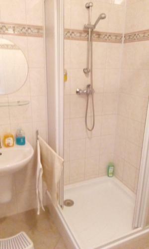 Hostal Penzion Bene?ova Hora