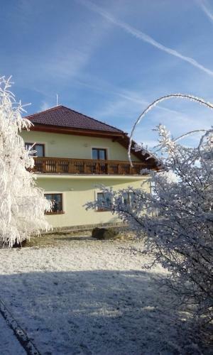 Hostal Penzion Bene?ova Hora