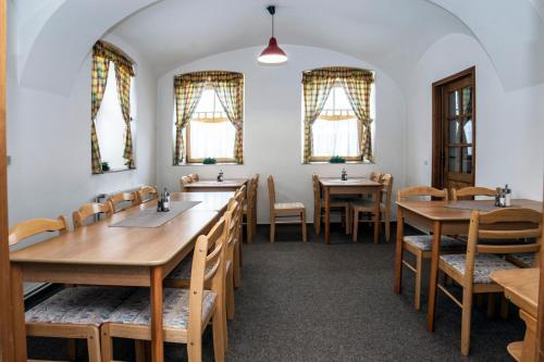 Hostal Pension 220