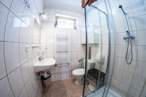 Hostal Pension 220