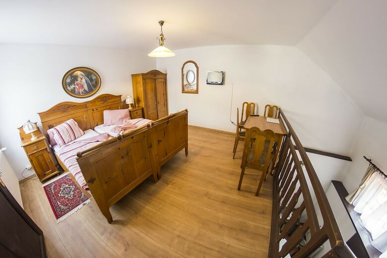 Hostal Pension Regina