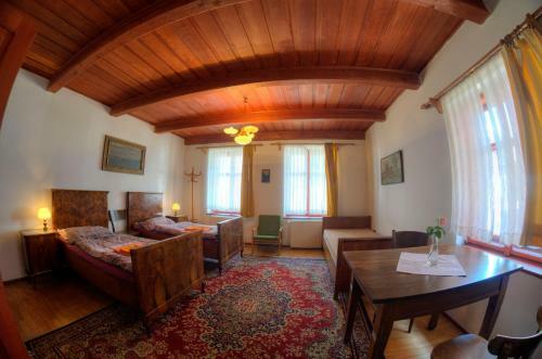 Hostal Novopack� Sklepy