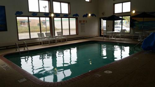 Hotel Americinn Forest Lake