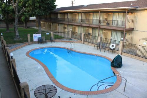 Motel Americas Best Value Inn- Sun City, Ca