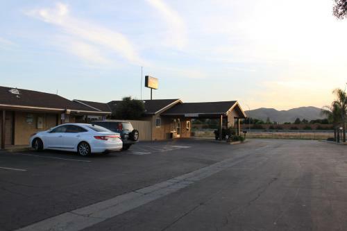 Motel Americas Best Value Inn- Sun City, Ca