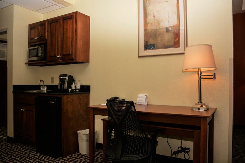 Hotel Holiday Inn Express Fayetteville