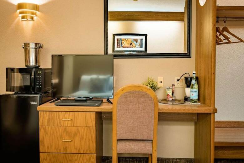 Hotel Howard Johnson Lincoln