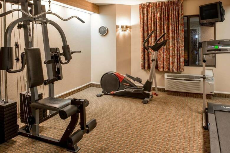 Hotel Howard Johnson Lincoln
