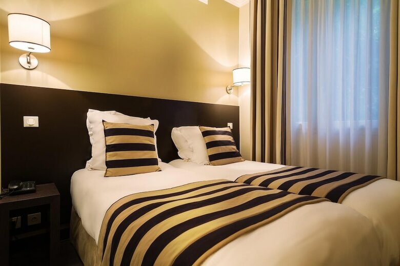 Hotel Arc Elys�es