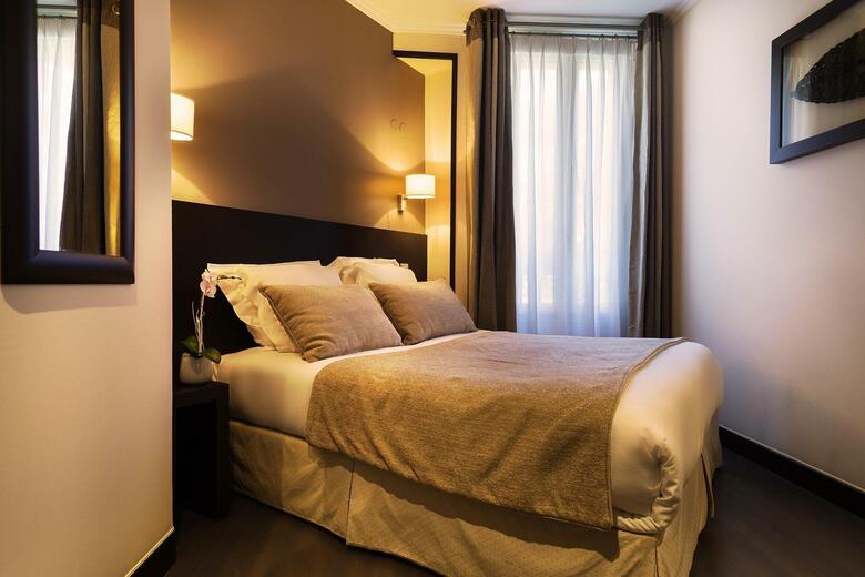 Hotel Arc Elys�es
